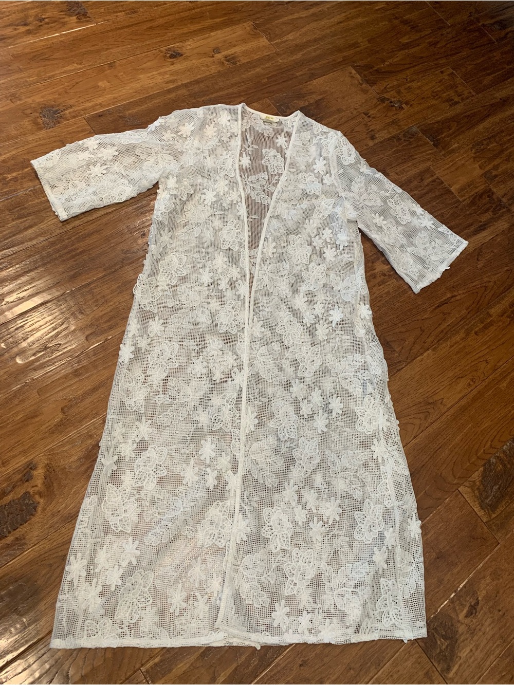 Maeve White Sheer Floral Lace Kimono Robe - Picture 9 of 16